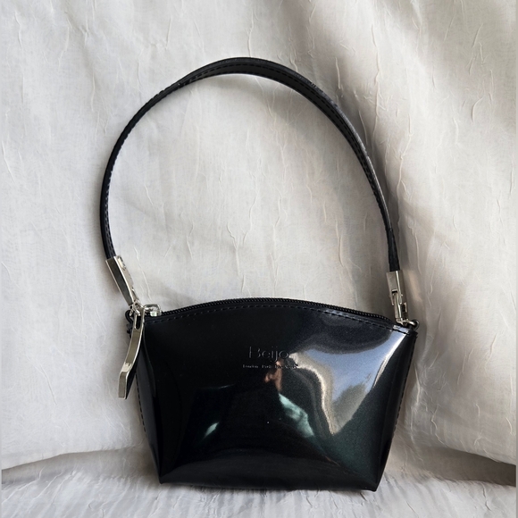 Beijo Mini Shoulder Bag - Picture 1 of 9